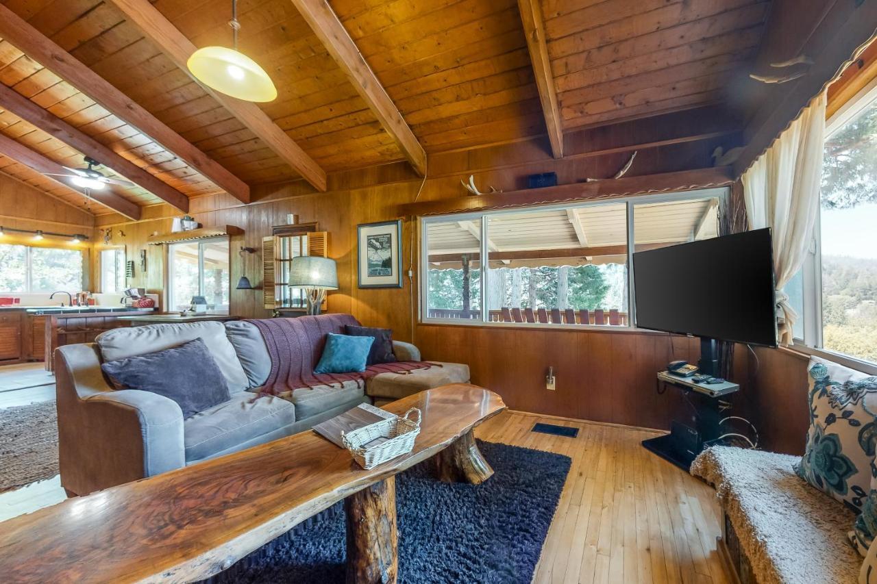 Alpine Dream Villa Crestline Екстериор снимка